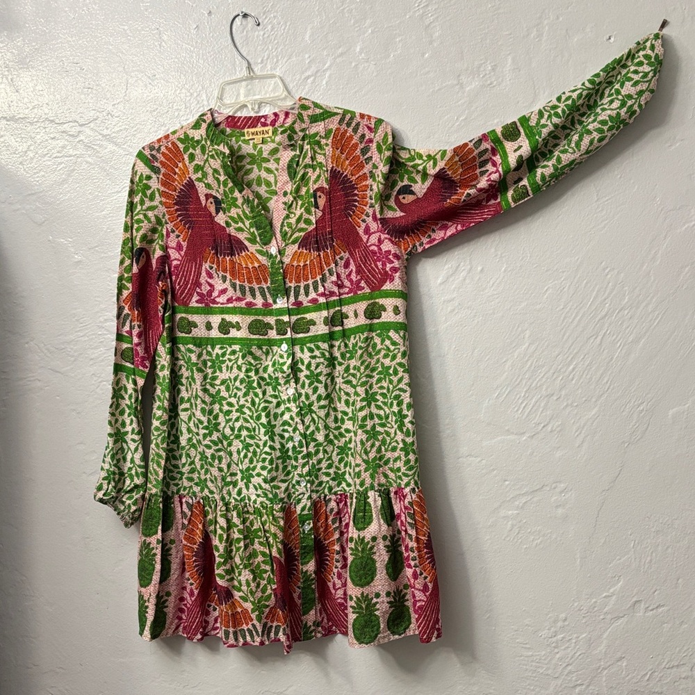 Elegant Green and Pink Bird Print Long Sleeve Dress